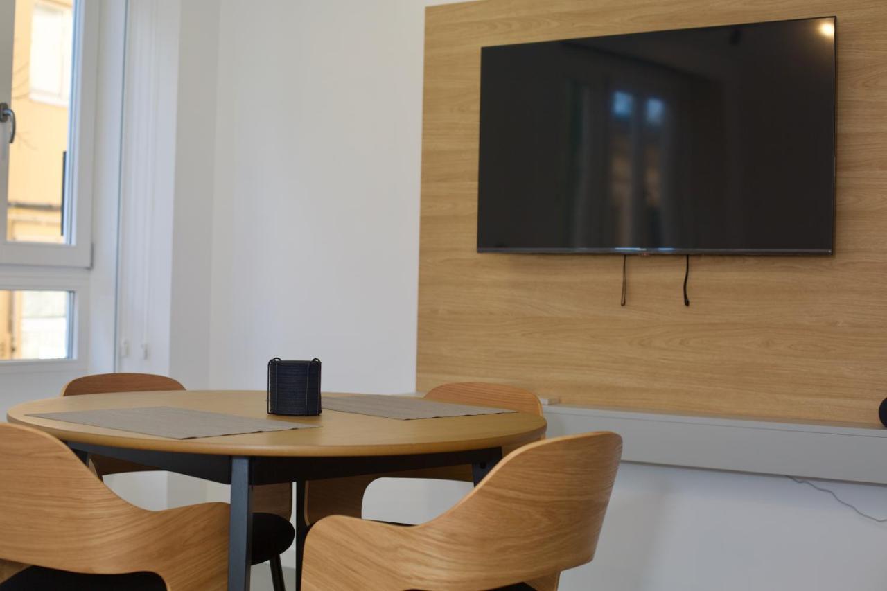 Suite 102 - 1 Bedroom Suite In Amando Perez Suites Ribadeo Luaran gambar